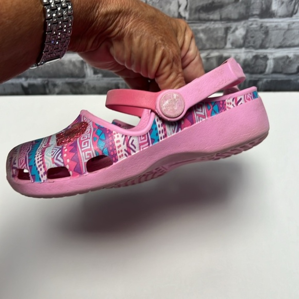 Crocs‎ - Picture 6 of 9